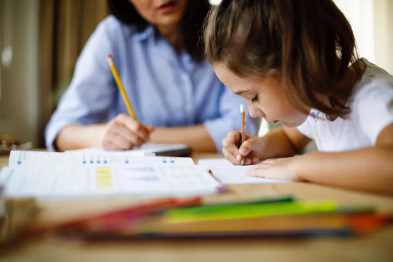 Les privat kategori Akademik di Teman Tutor
